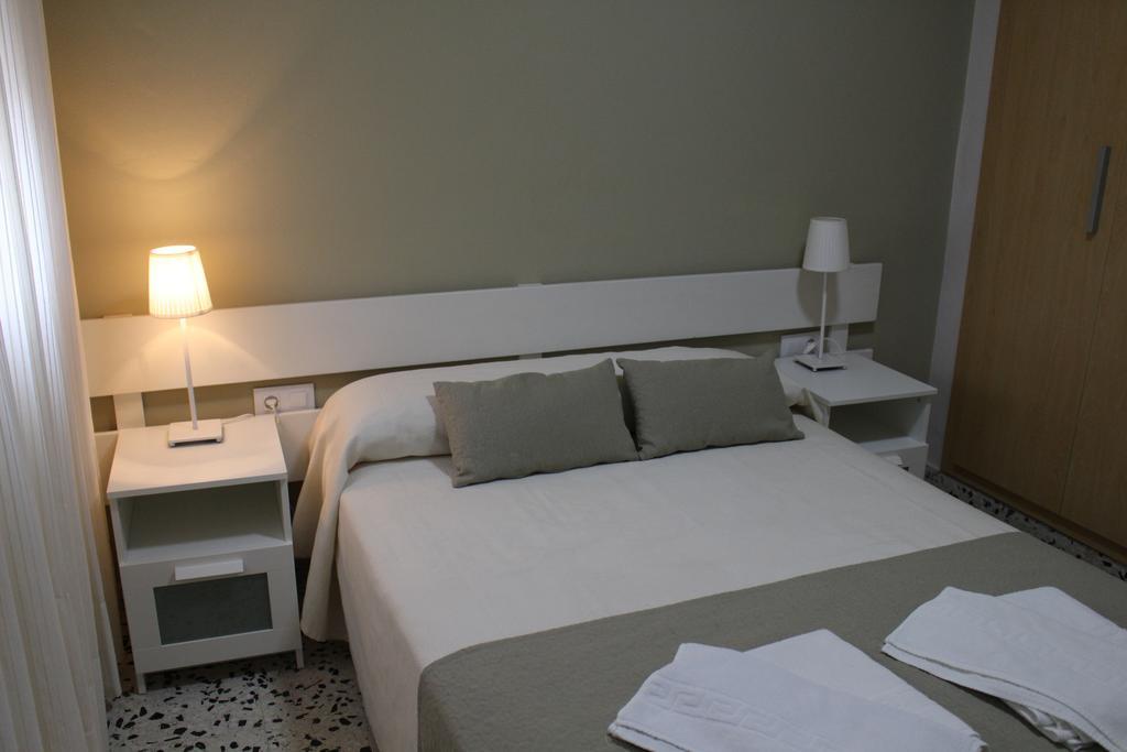 Apartamentos Bolonia Paraiso Eksteriør billede